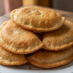 Сочные и хрустящие чебуреки: рецепты